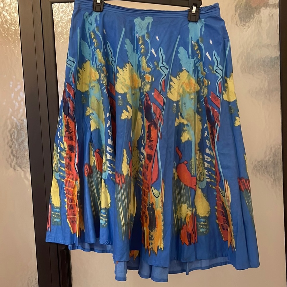 Studio West Skirt size L ❤️